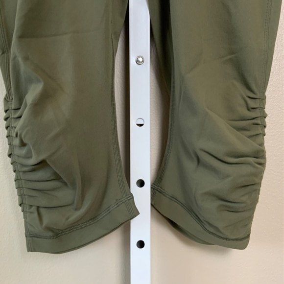 Lululemon Sunset Salutation Crop - Picture 13 of 16